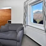Valaska 3*