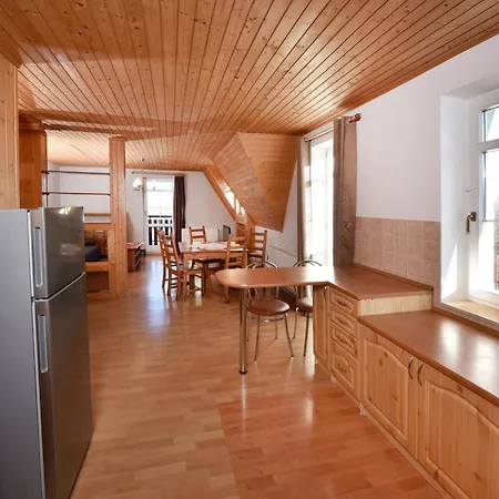 Valaska بيت ضيافة