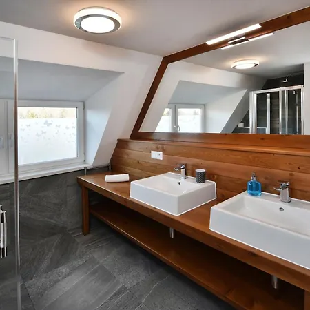 بيت ضيافة Valaska 3*