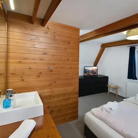 Valaska بيت ضيافة 3*